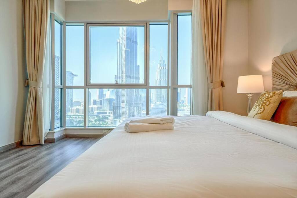 Magnificent Luxury 3Br With Amazing Burj & Fountain View Lägenhet Dubai Exteriör bild