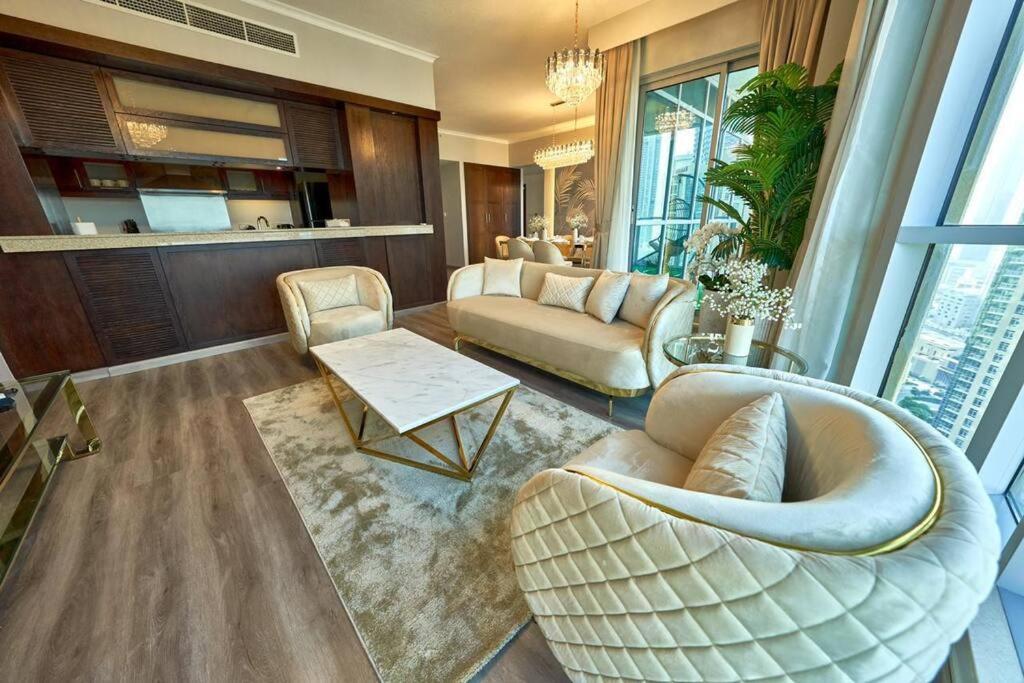 Magnificent Luxury 3Br With Amazing Burj & Fountain View Lägenhet Dubai Exteriör bild